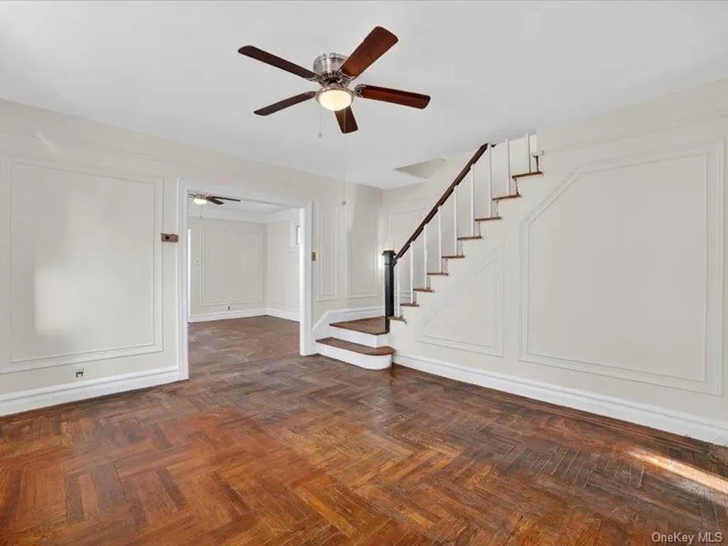 2894 Wellman Avenue Bronx NY 10461