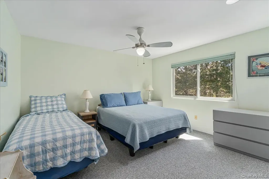 Westhampton NY 11977