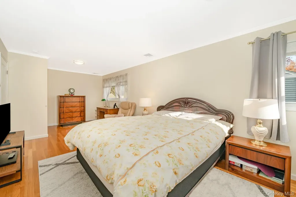 15 Chadwick Road Syosset NY 11791