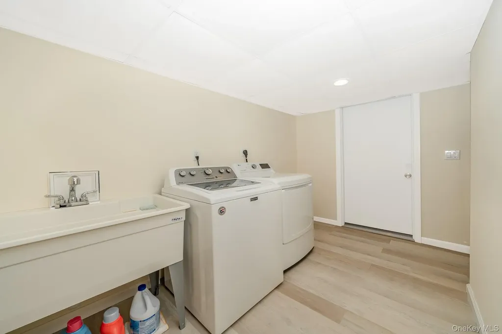 15 Chadwick Road Syosset NY 11791