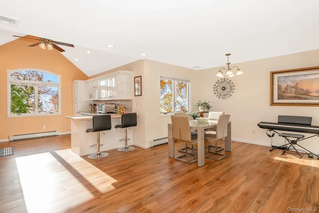 15 Chadwick Road Syosset NY 11791
