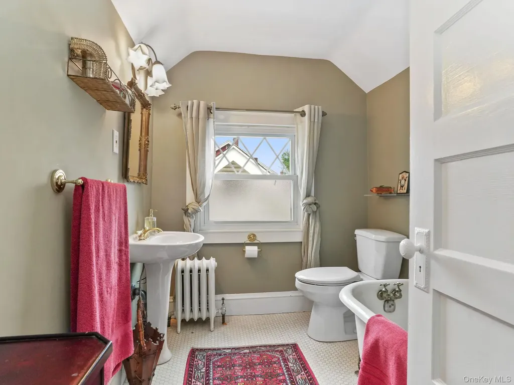 36 Howard Avenue White Plains NY 10606