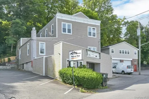 45 Columbia Avenue Thornwood NY 10594