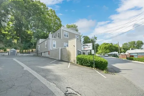45 Columbia Avenue Thornwood NY 10594
