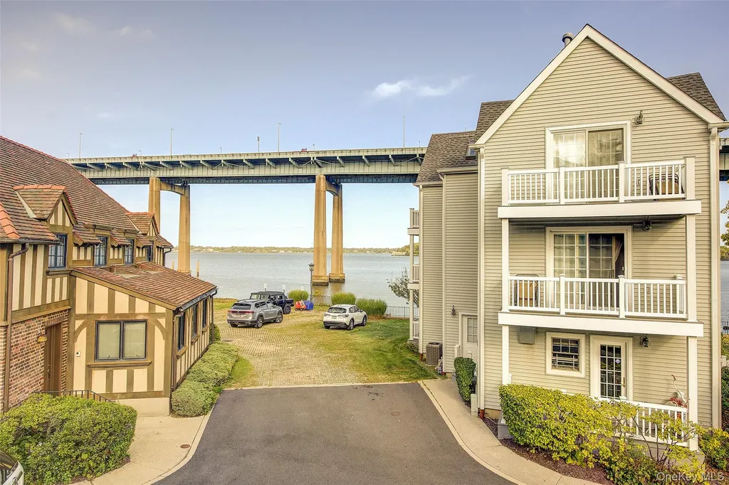 168-03 Powells Cove Boulevard Beechhurst NY 11357