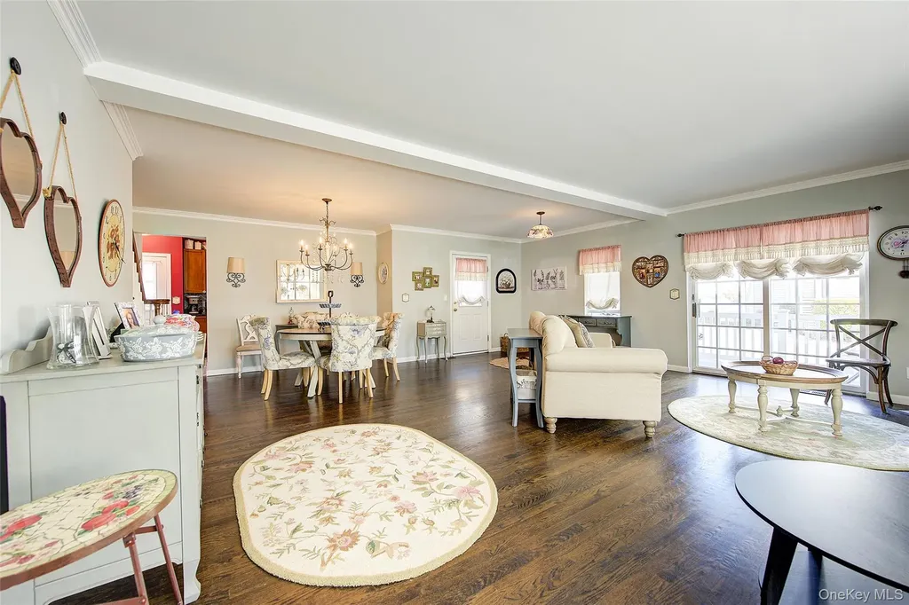 168-03 Powells Cove Boulevard Beechhurst NY 11357