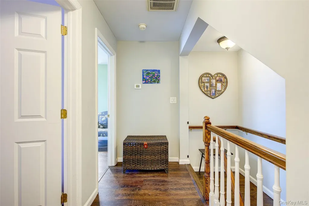 168-03 Powells Cove Boulevard Beechhurst NY 11357