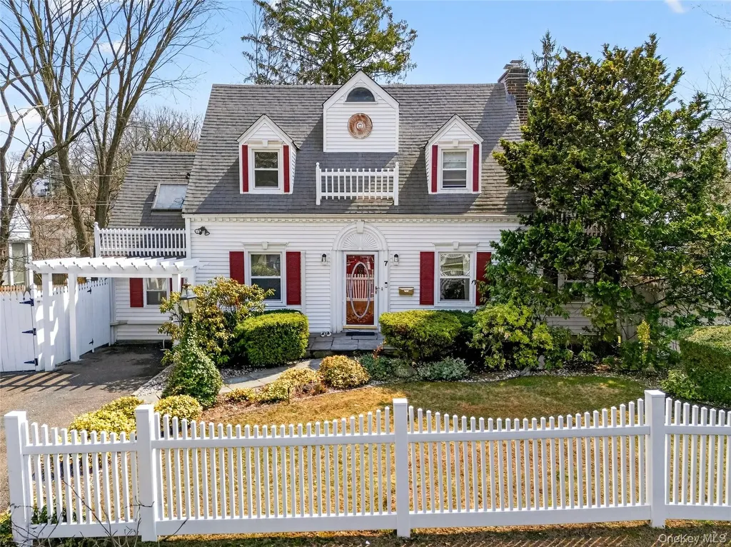 7 Winthrop Lane Scarsdale NY 10583