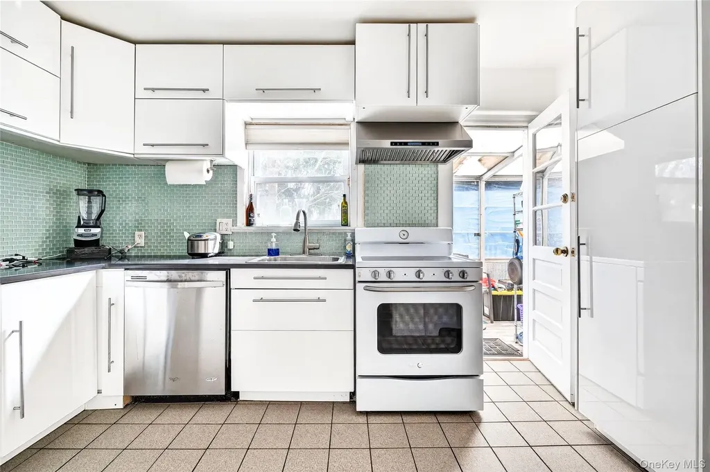 7 Winthrop Lane Scarsdale NY 10583