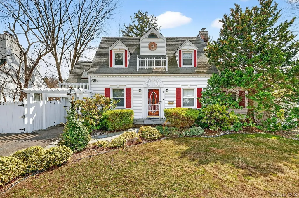 7 Winthrop Lane Scarsdale NY 10583
