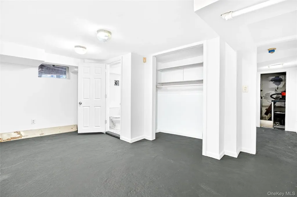 7 Winthrop Lane Scarsdale NY 10583