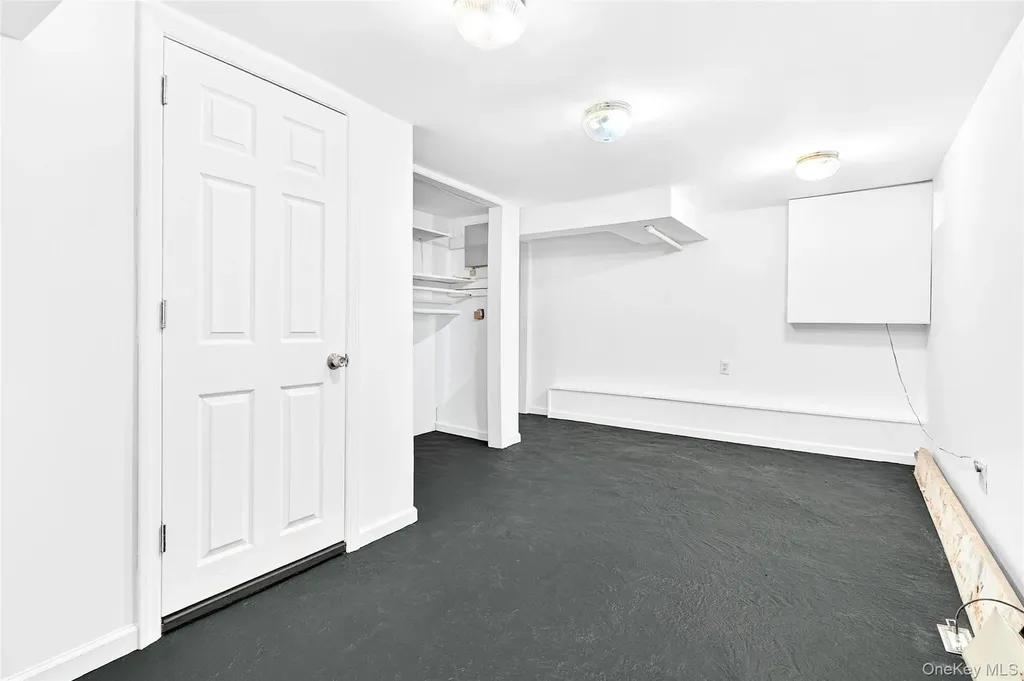 7 Winthrop Lane Scarsdale NY 10583