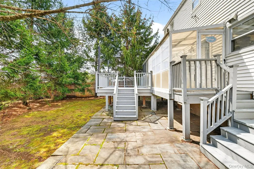 7 Winthrop Lane Scarsdale NY 10583
