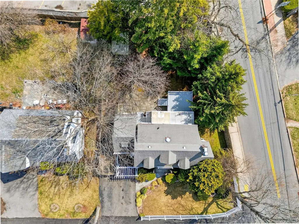 7 Winthrop Lane Scarsdale NY 10583