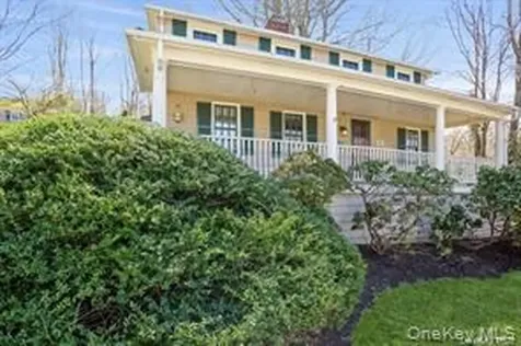 232 N Country Road Mount Sinai NY 11766