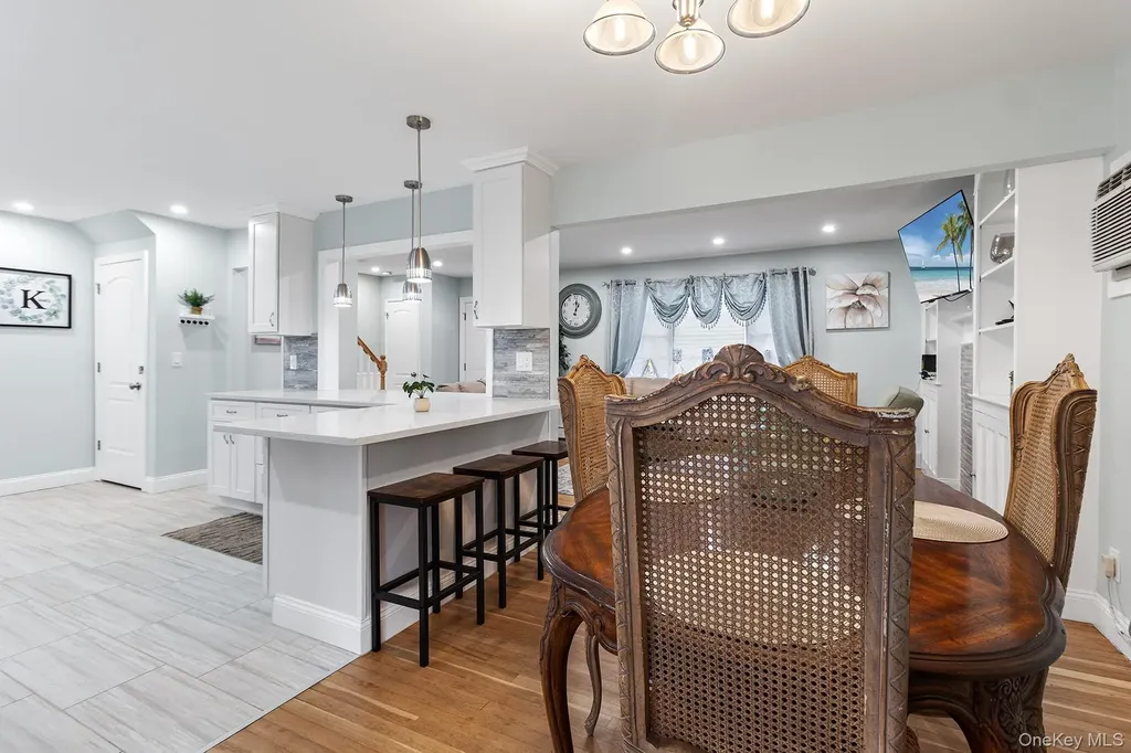 164 Colonial Springs Road Wheatley Heights NY 11798