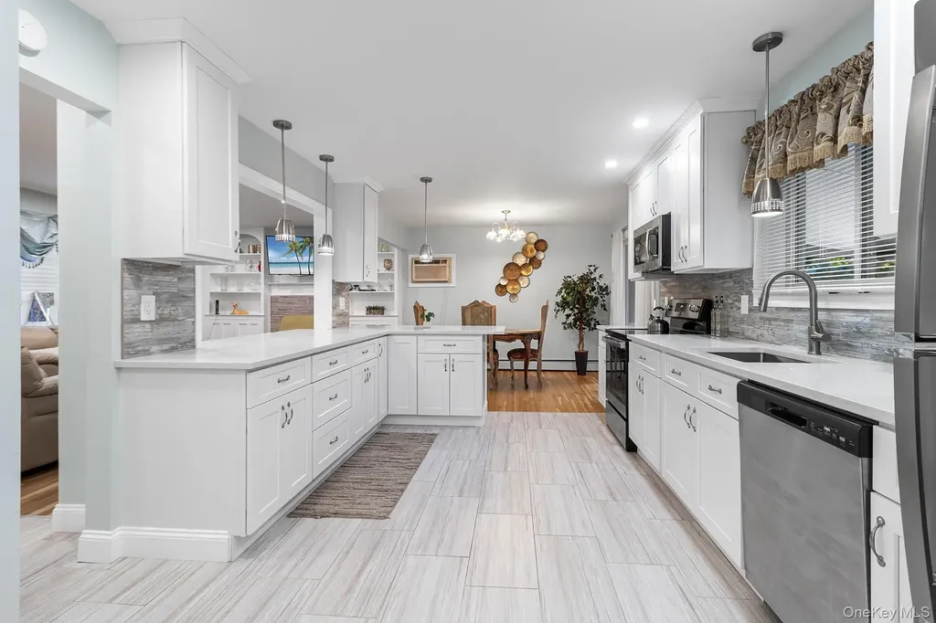 164 Colonial Springs Road Wheatley Heights NY 11798