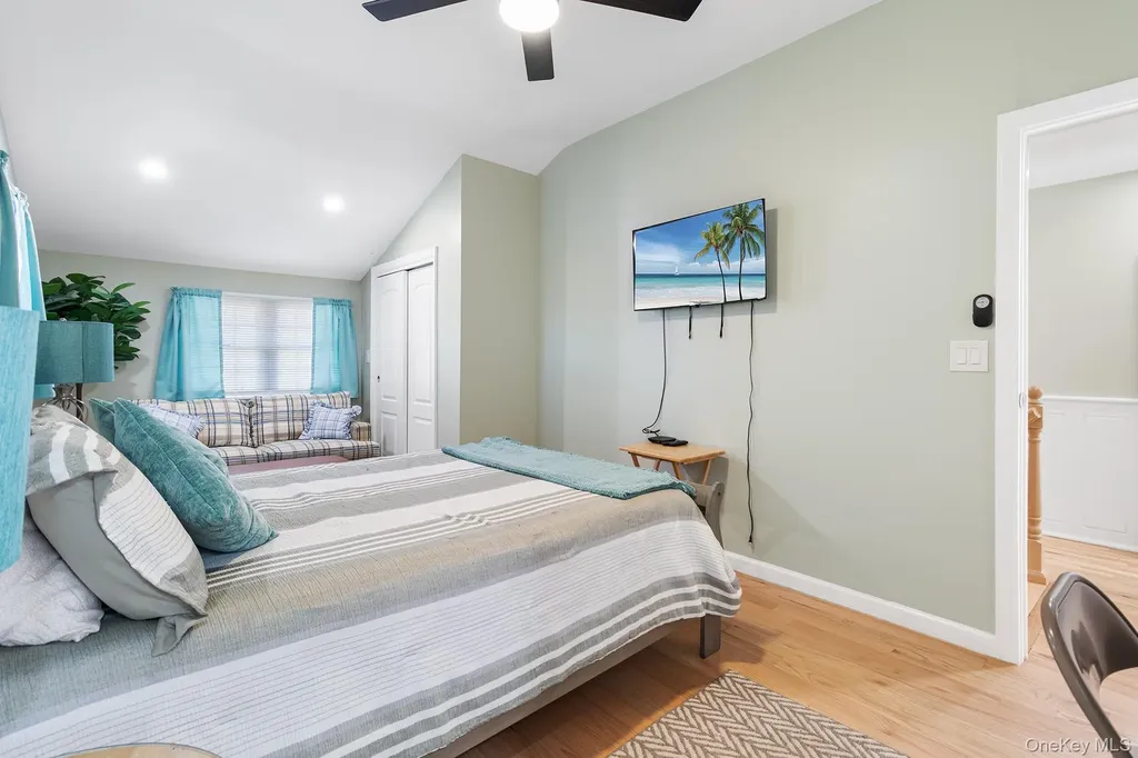 164 Colonial Springs Road Wheatley Heights NY 11798