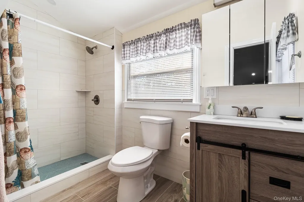164 Colonial Springs Road Wheatley Heights NY 11798