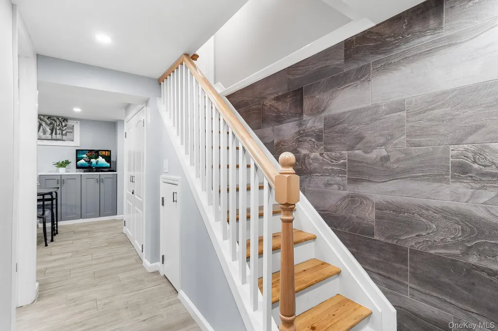 164 Colonial Springs Road Wheatley Heights NY 11798
