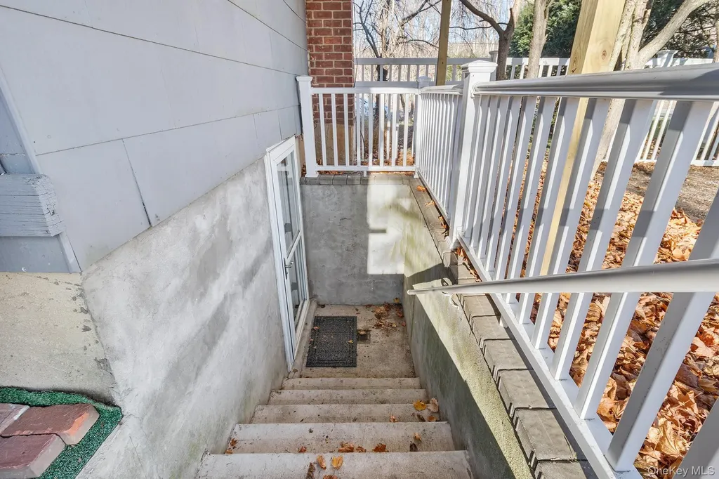 164 Colonial Springs Road Wheatley Heights NY 11798