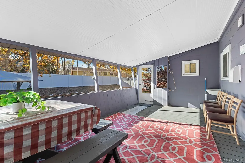 164 Colonial Springs Road Wheatley Heights NY 11798