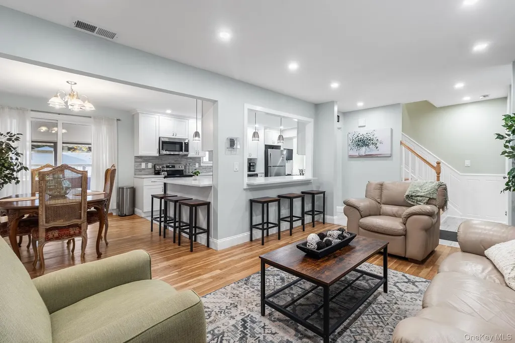 164 Colonial Springs Road Wheatley Heights NY 11798