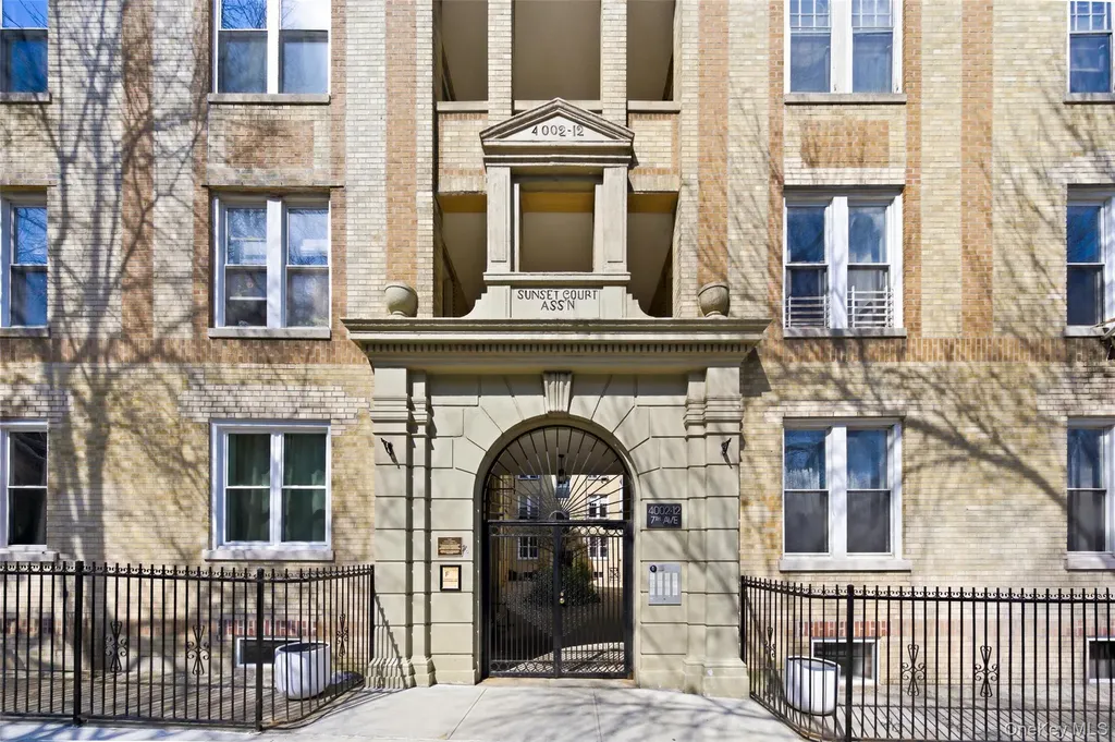 4006 7th Avenue Brooklyn NY 11232