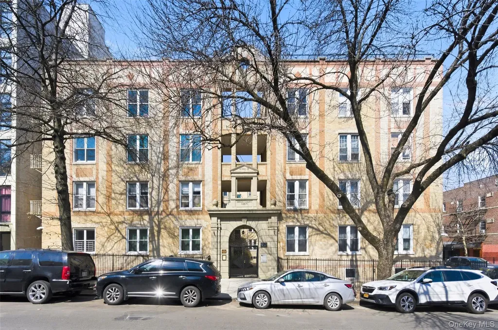 4006 7th Avenue Brooklyn NY 11232