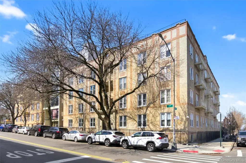 4006 7th Avenue Brooklyn NY 11232