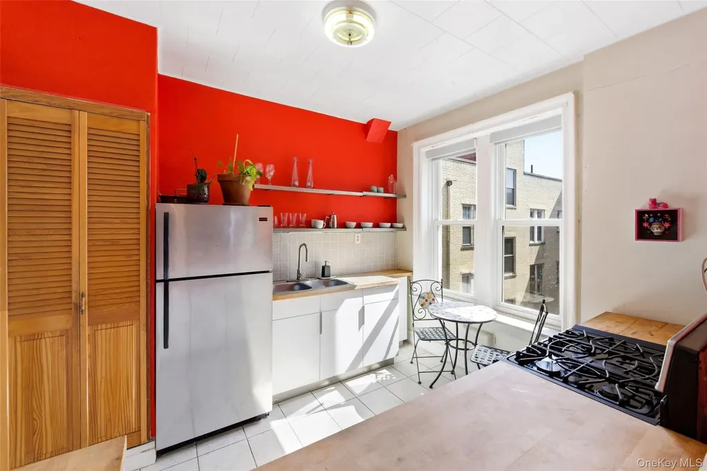 4006 7th Avenue Brooklyn NY 11232