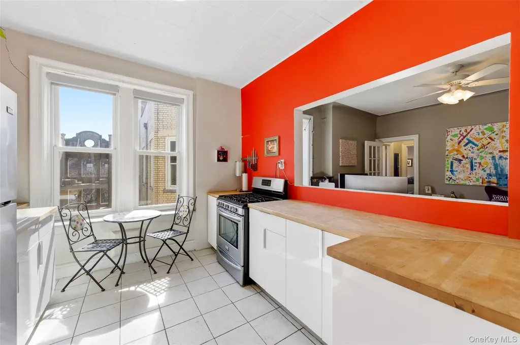 4006 7th Avenue Brooklyn NY 11232