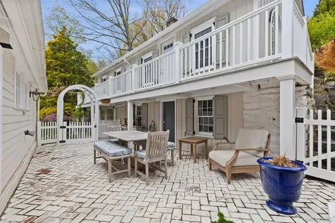 95 Croton Lake Road Katonah NY 10536