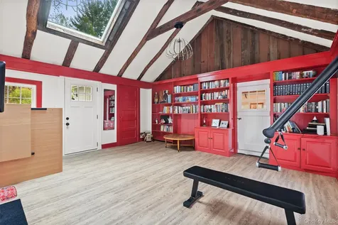 95 Croton Lake Road Katonah NY 10536