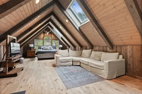 95 Croton Lake Road Katonah NY 10536