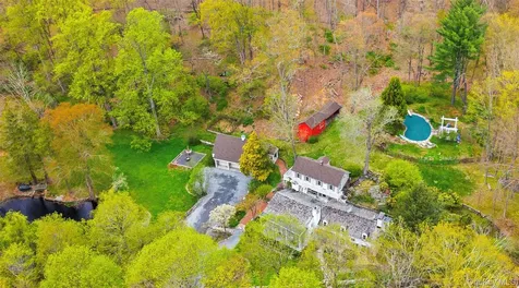 95 Croton Lake Road Katonah NY 10536