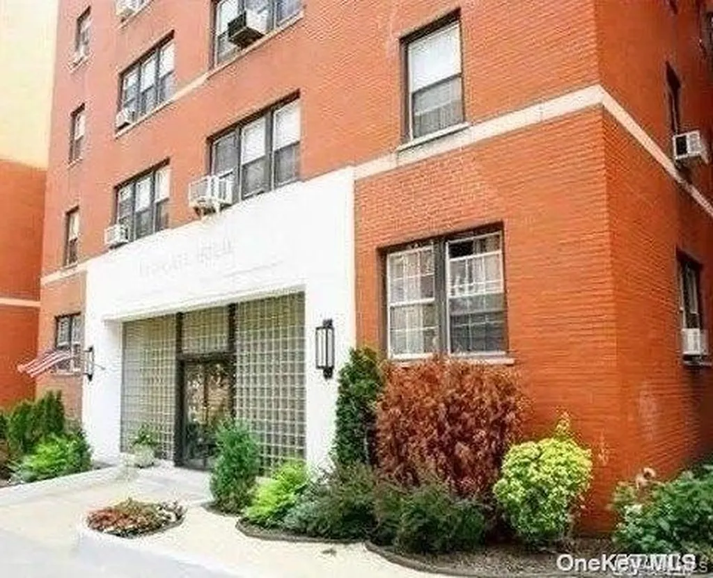 102-40 67th Drive Forest Hills NY 11375