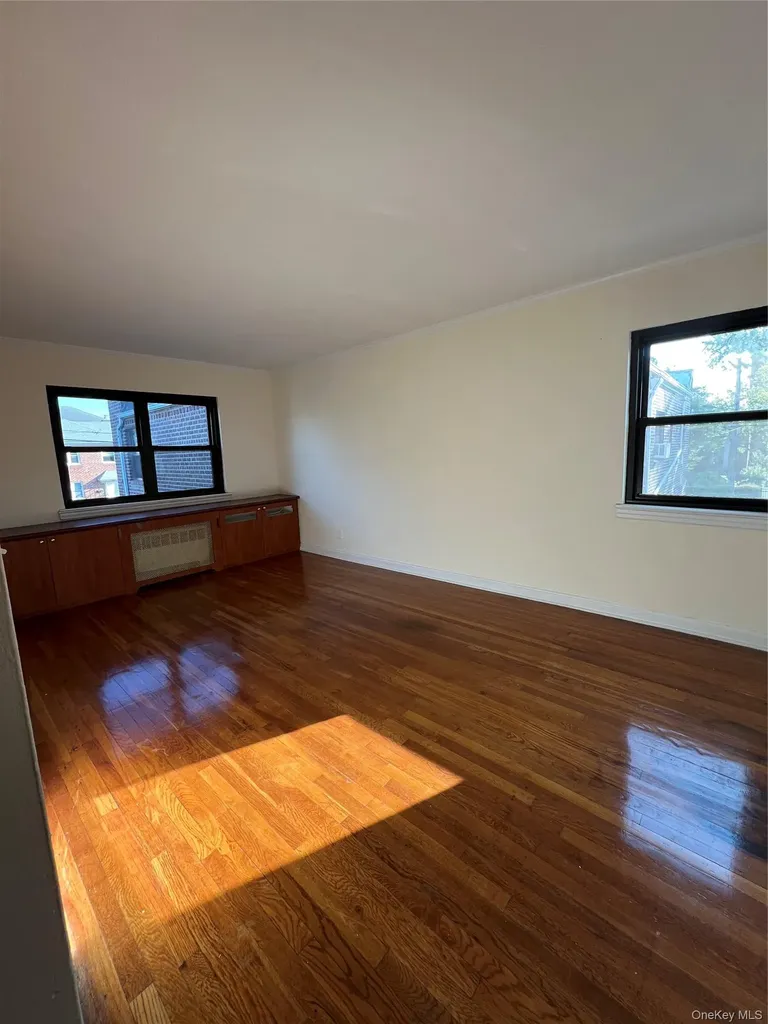 203-07 35th Avenue Bayside NY 11361