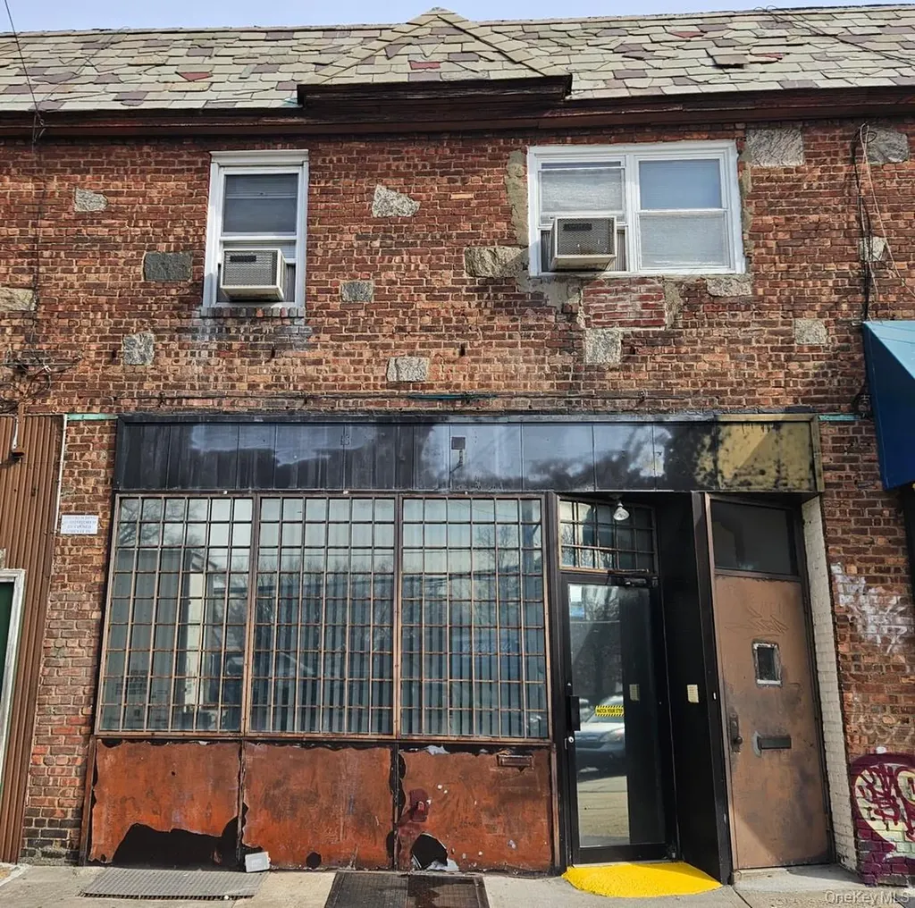192-17 47th Avenue Flushing NY 11358