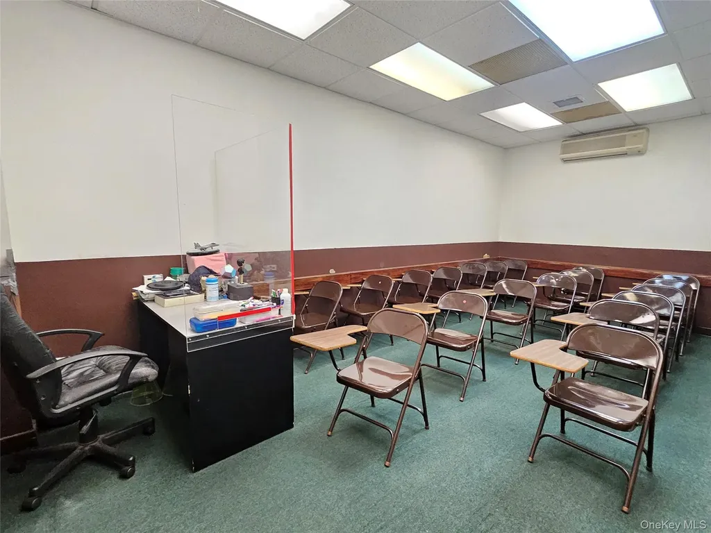 192-17 47th Avenue Flushing NY 11358