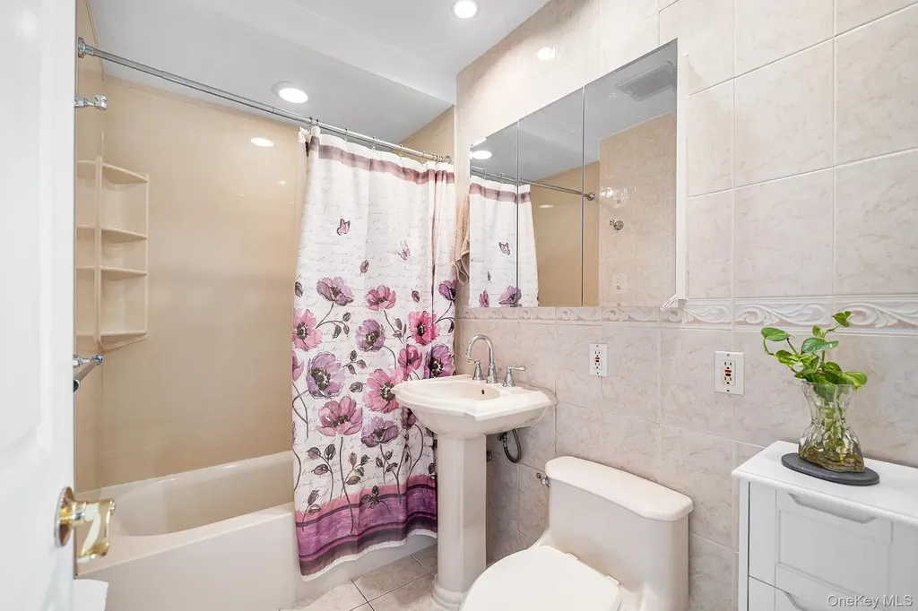116 Red Maple Drive N Levittown NY 11756