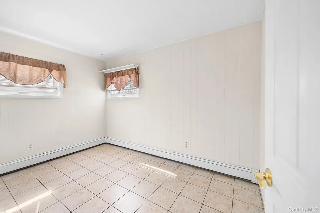 116 Red Maple Drive N Levittown NY 11756