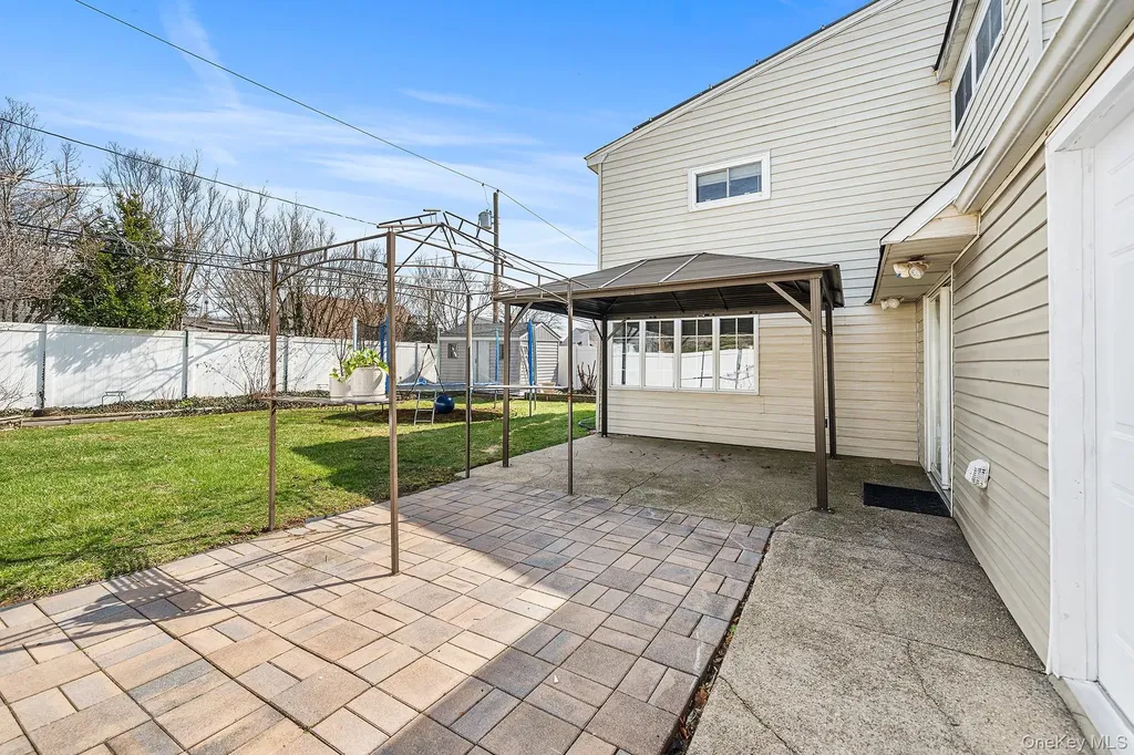 116 Red Maple Drive N Levittown NY 11756