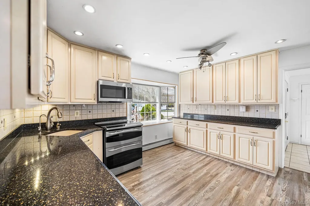 116 Red Maple Drive N Levittown NY 11756