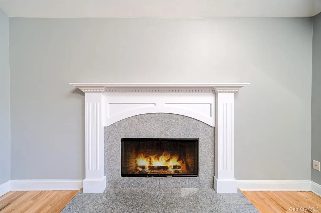 24 Dunthorne Drive Bloomingburg NY 12721