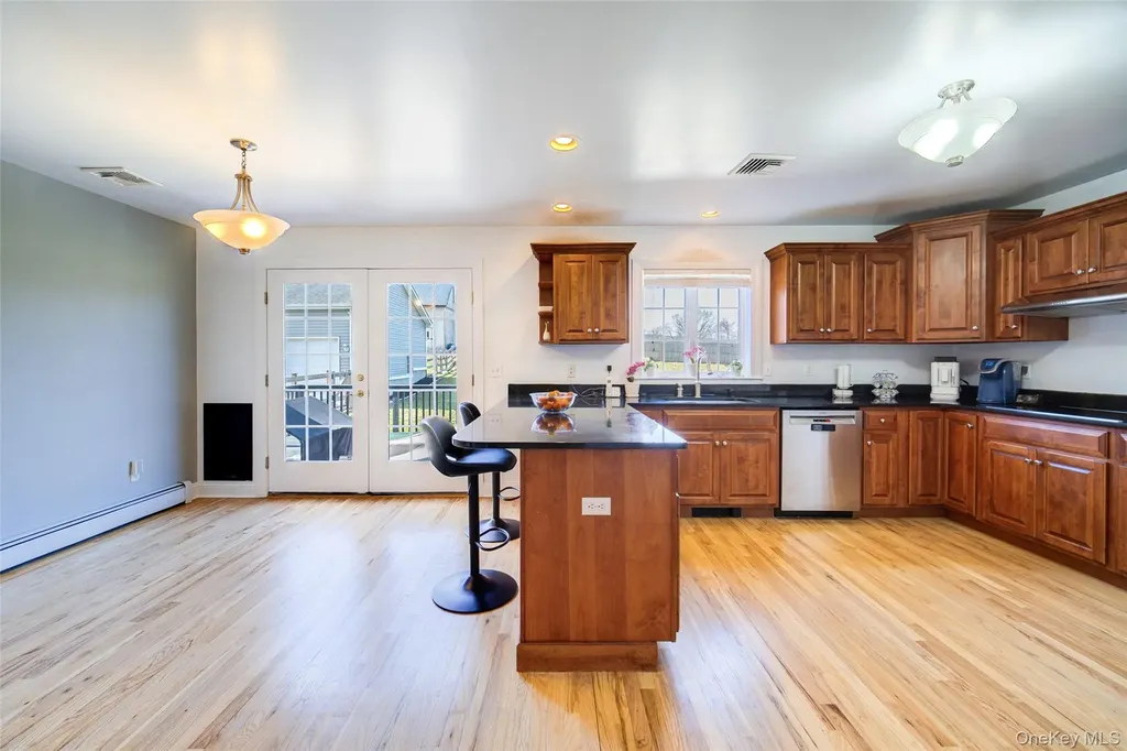 24 Dunthorne Drive Bloomingburg NY 12721