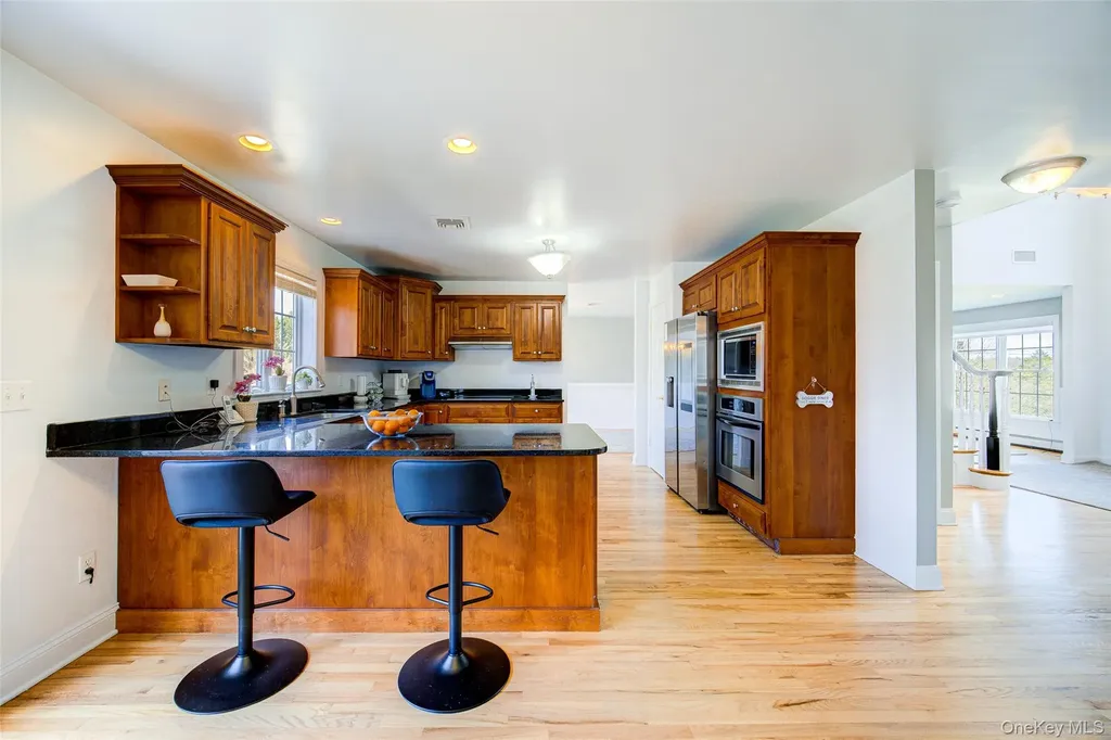 24 Dunthorne Drive Bloomingburg NY 12721