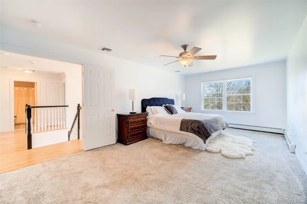 24 Dunthorne Drive Bloomingburg NY 12721