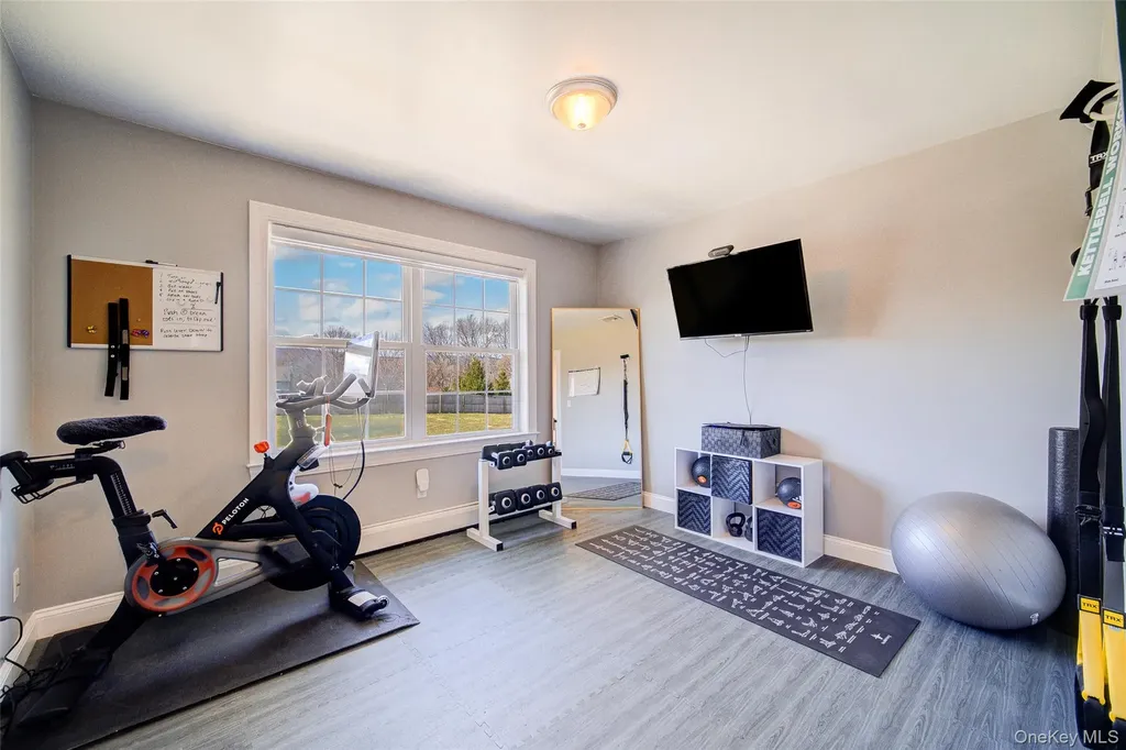 24 Dunthorne Drive Bloomingburg NY 12721