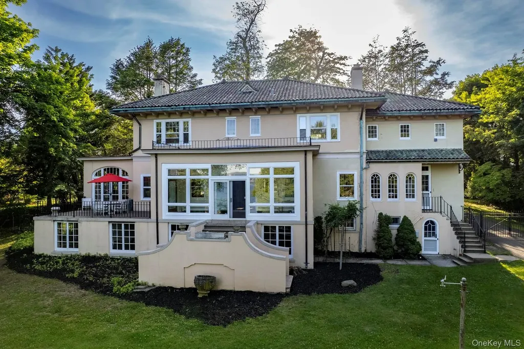 265 N Broadway Nyack NY 10960